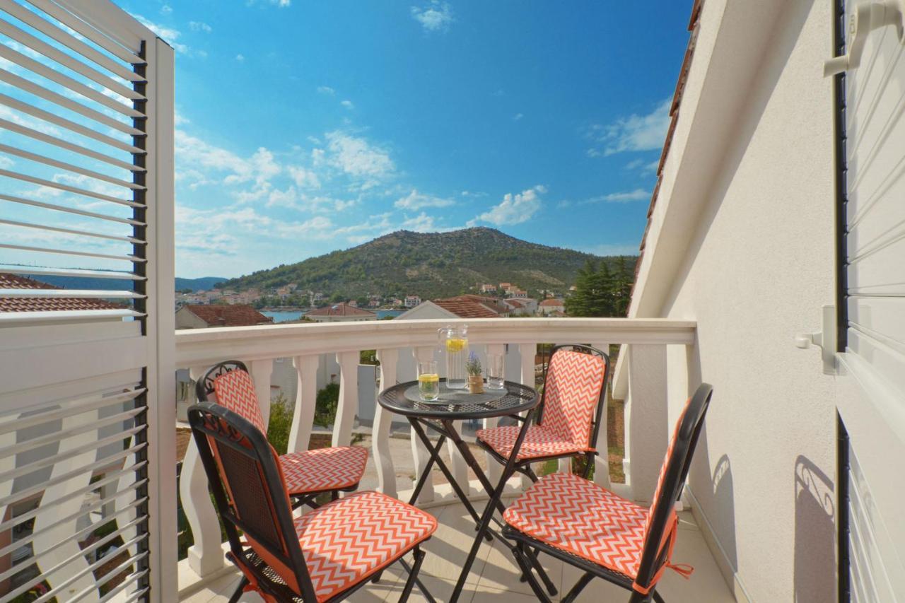 Villa Maros Marina Exterior photo